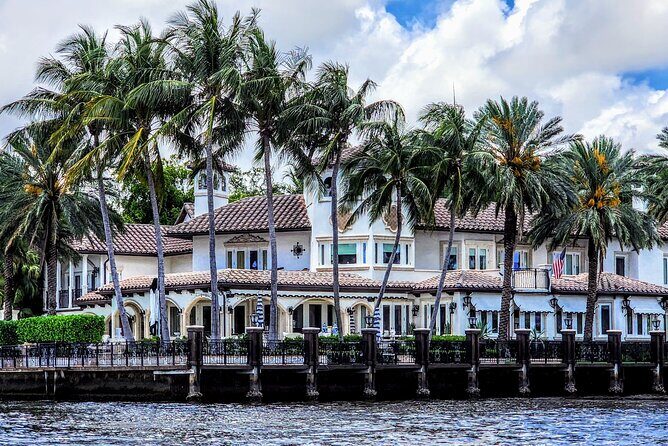 3 hours - Fort Lauderdale Scenic Boat Tour - max 6 pax - Who should book this scenic boat tour (and who might not)