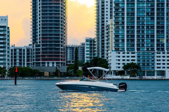 Fort Lauderdale Boat Tour Adventure - Las Olas Boulevard from the water: mansions, Millionaire Row vibes, and real context