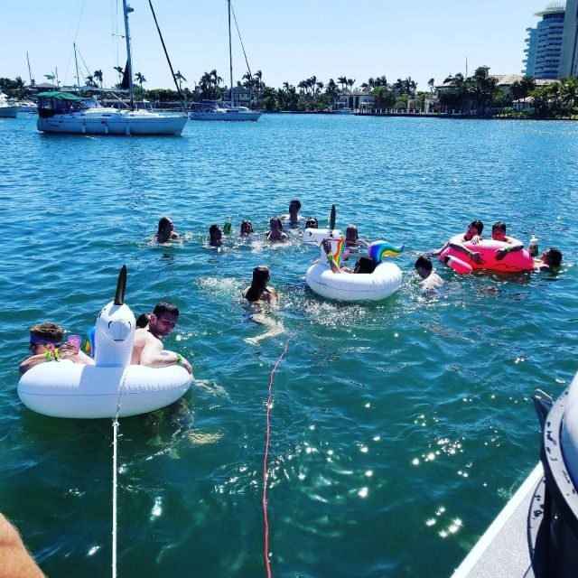 Fort Lauderdale: Scenic Boat Trip w/ Swim Stop & Inflatables - The 7pm cruise (no swim): best for people who want the views without the water plan
