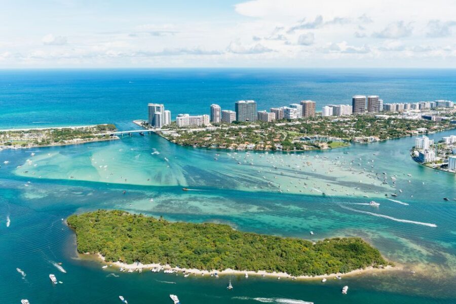 Helicopter Tour: Fort Lauderdale to Miami Beach - Star Island and the Miami luxury view that makes people smile