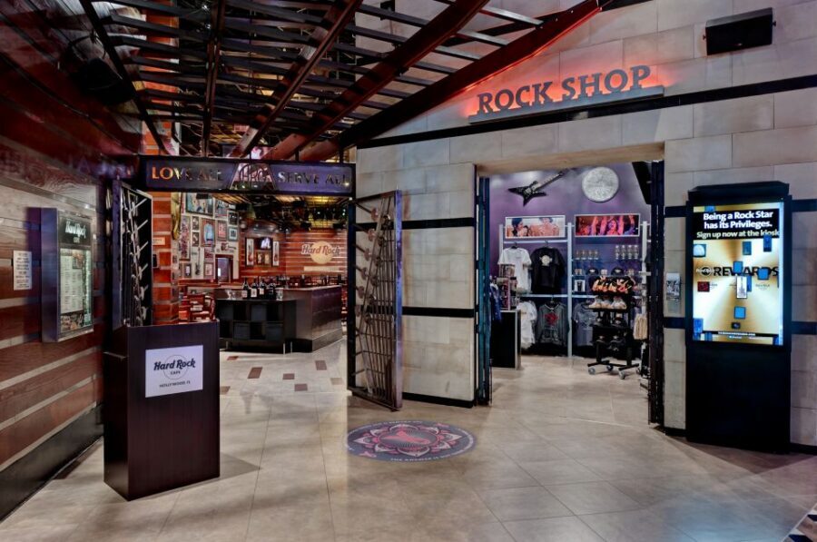 Meal at the Hard Rock Cafe Hollywood Florida - Hard Rock Cafe Hollywood Florida at a glance