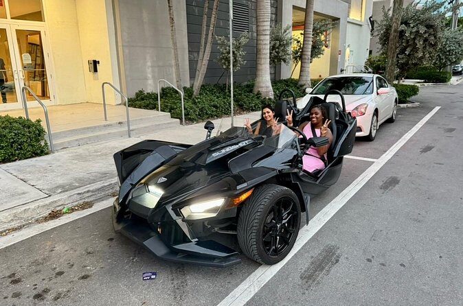 Private Slingshot Rental in Miami - What “about one hour” really means on the road